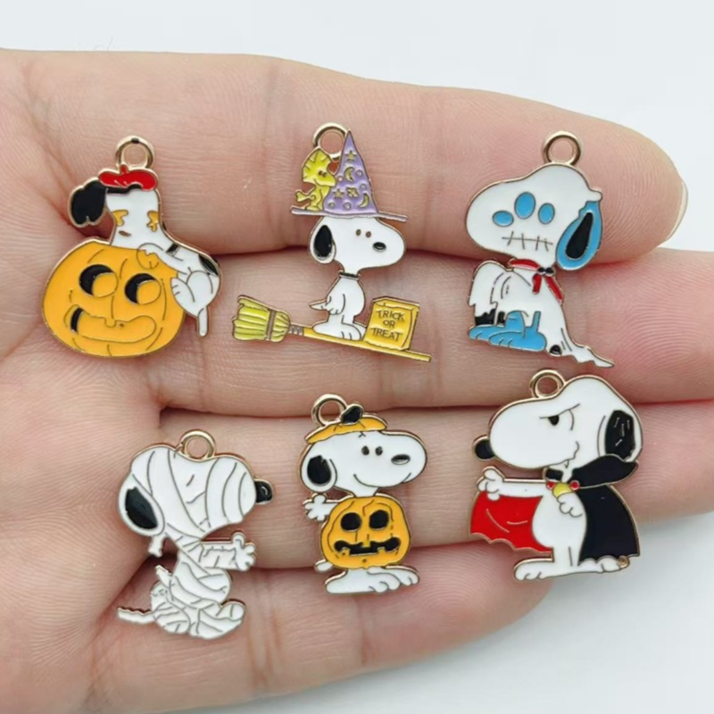 10 個かわいいハロウィン漫画子犬合金エナメルチャームカボチ - Party Games Spy のレビューと価格